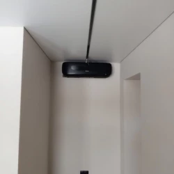 Установка кондиционера за подвесным потолком